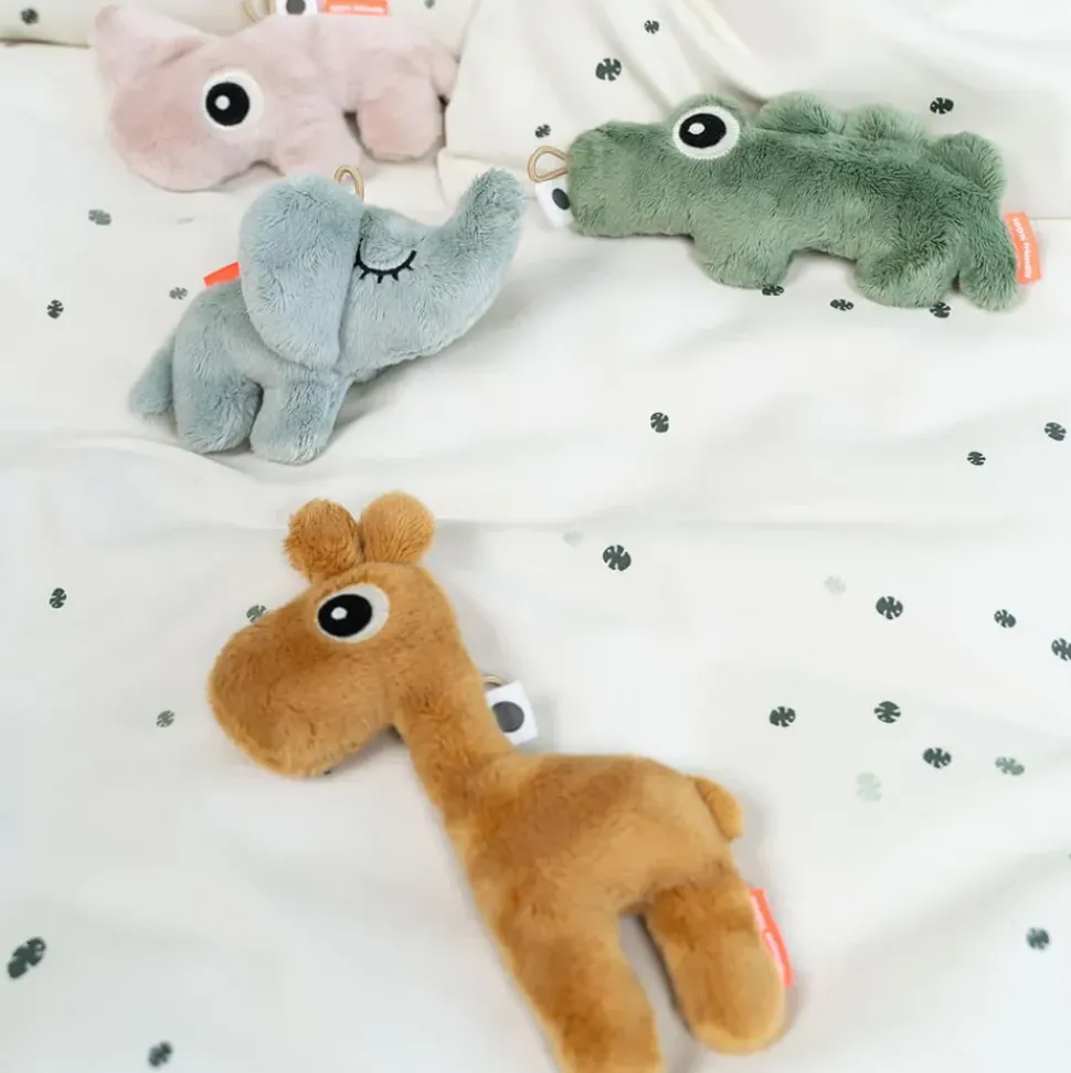 Done by Deer Knuffelrammelaar Nozo Powder