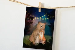 Lotte Drouen Ansichtkaart Knuffelende Vos, Beer en Muis