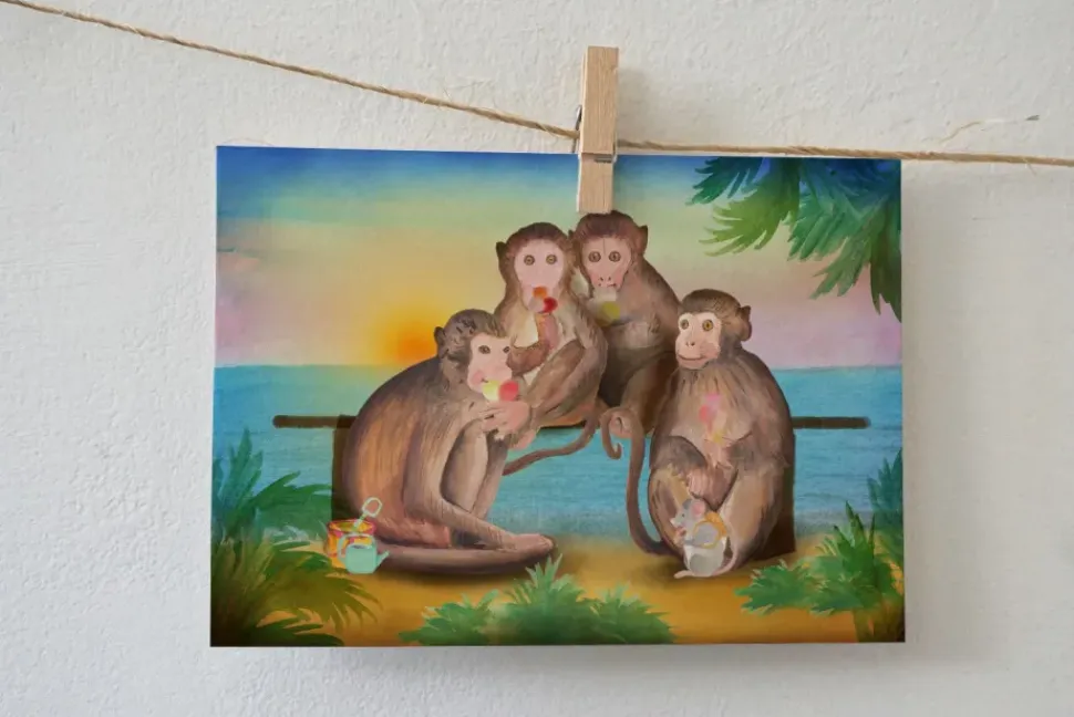 Lotte Drouen Ansichtkaart Aapjes die ijsjes eten