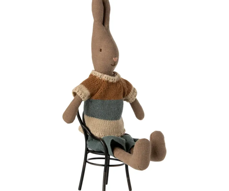 Maileg Knuffel Rabbit Size 2 Bruin met Shirt en Short 29cm