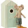 Maileg Knuffelmuis Beach Mice Big Brother in Strandhokje