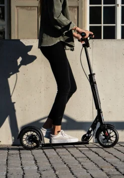 Micro Step Micro Metropolitan Deluxe 2-Wiel Hand-/Voetrem