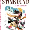 Stinkhond in de sneeuw